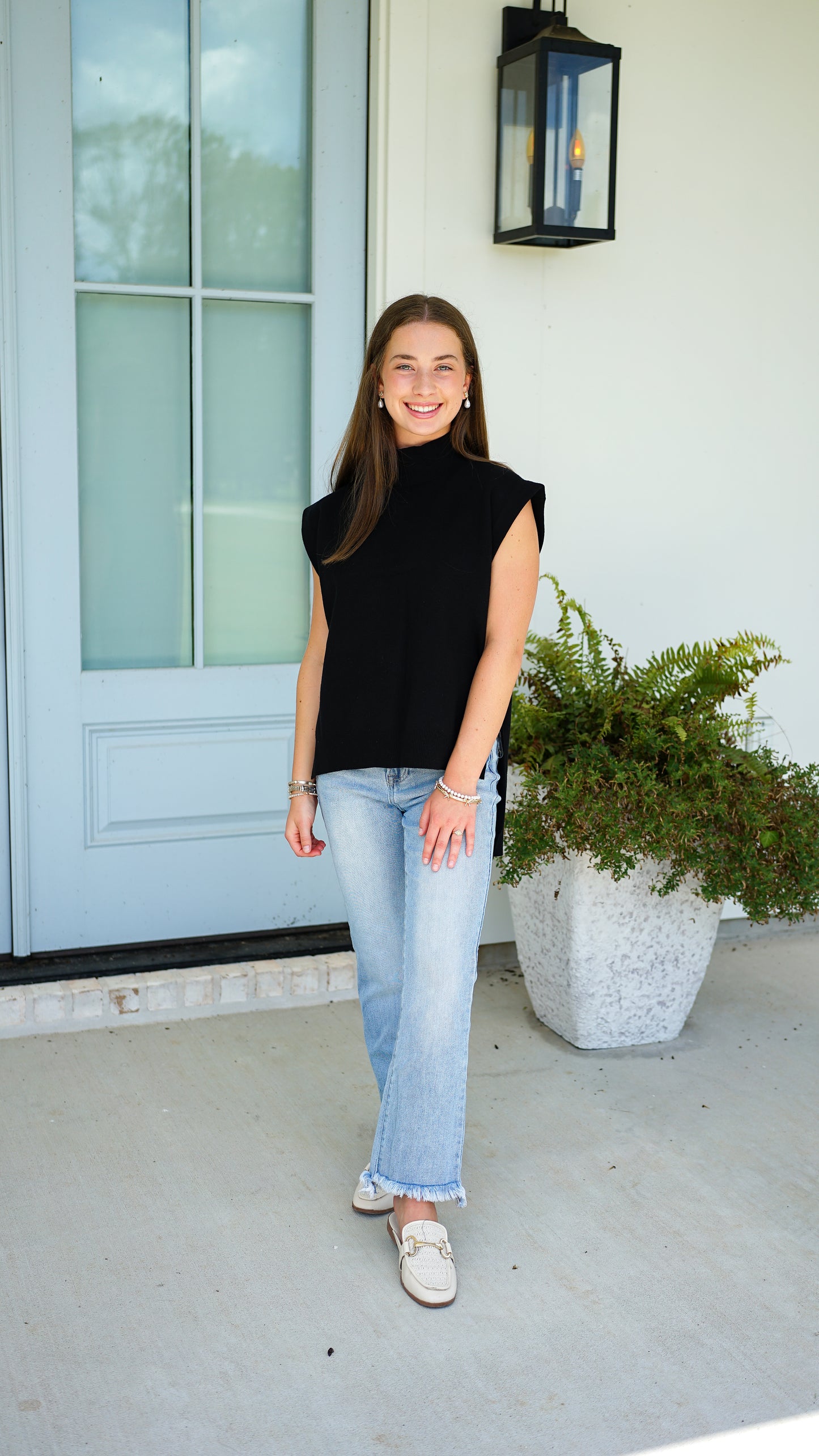 Simple and Chic Black Top