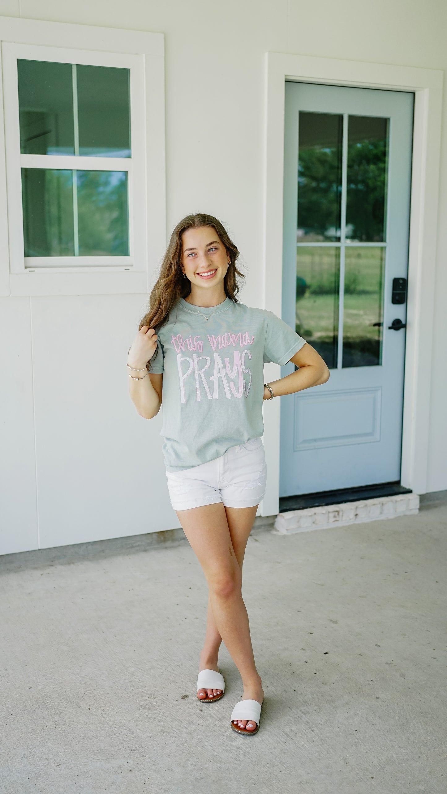 This Mama Prays Tee