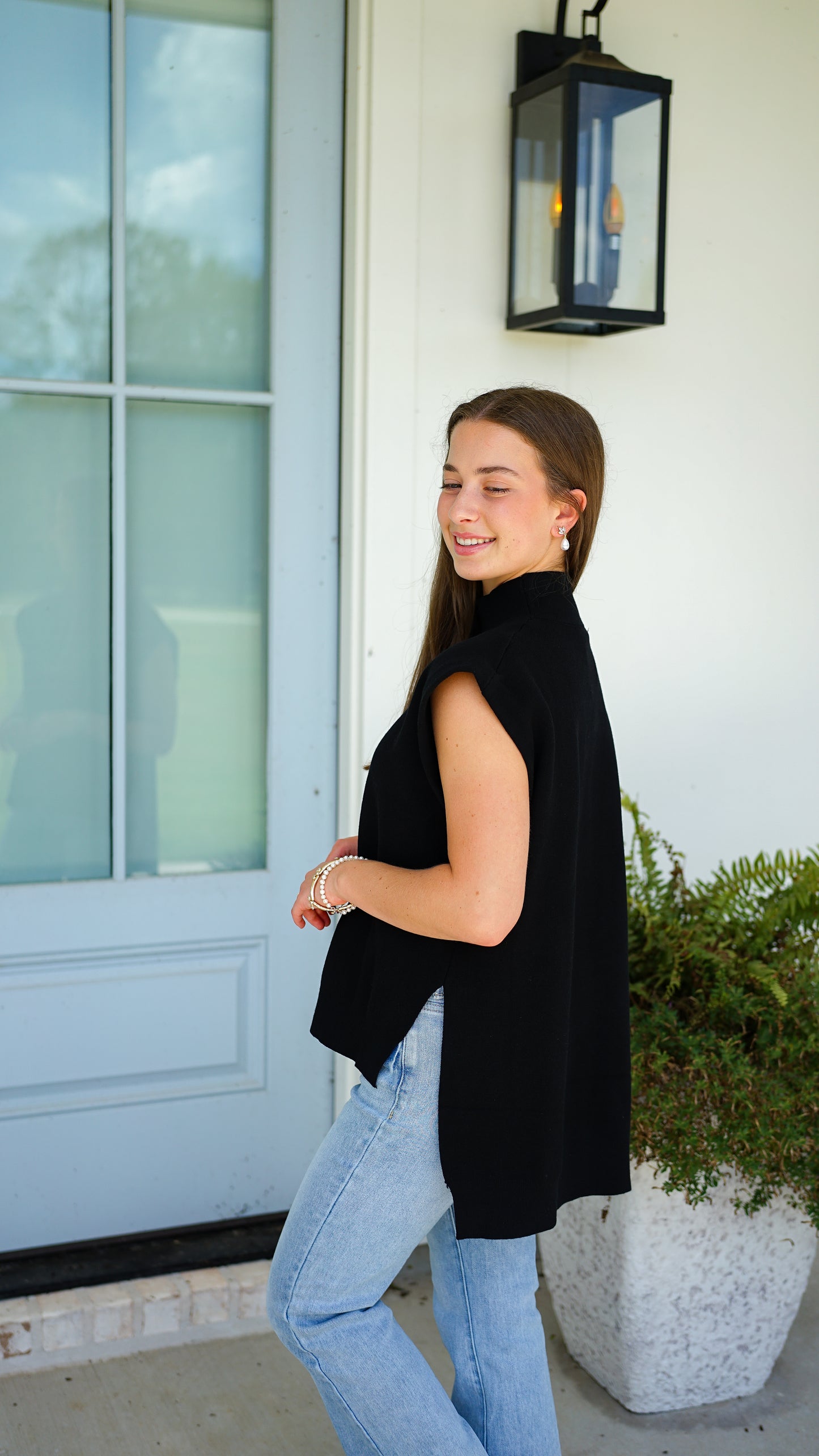 Simple and Chic Black Top