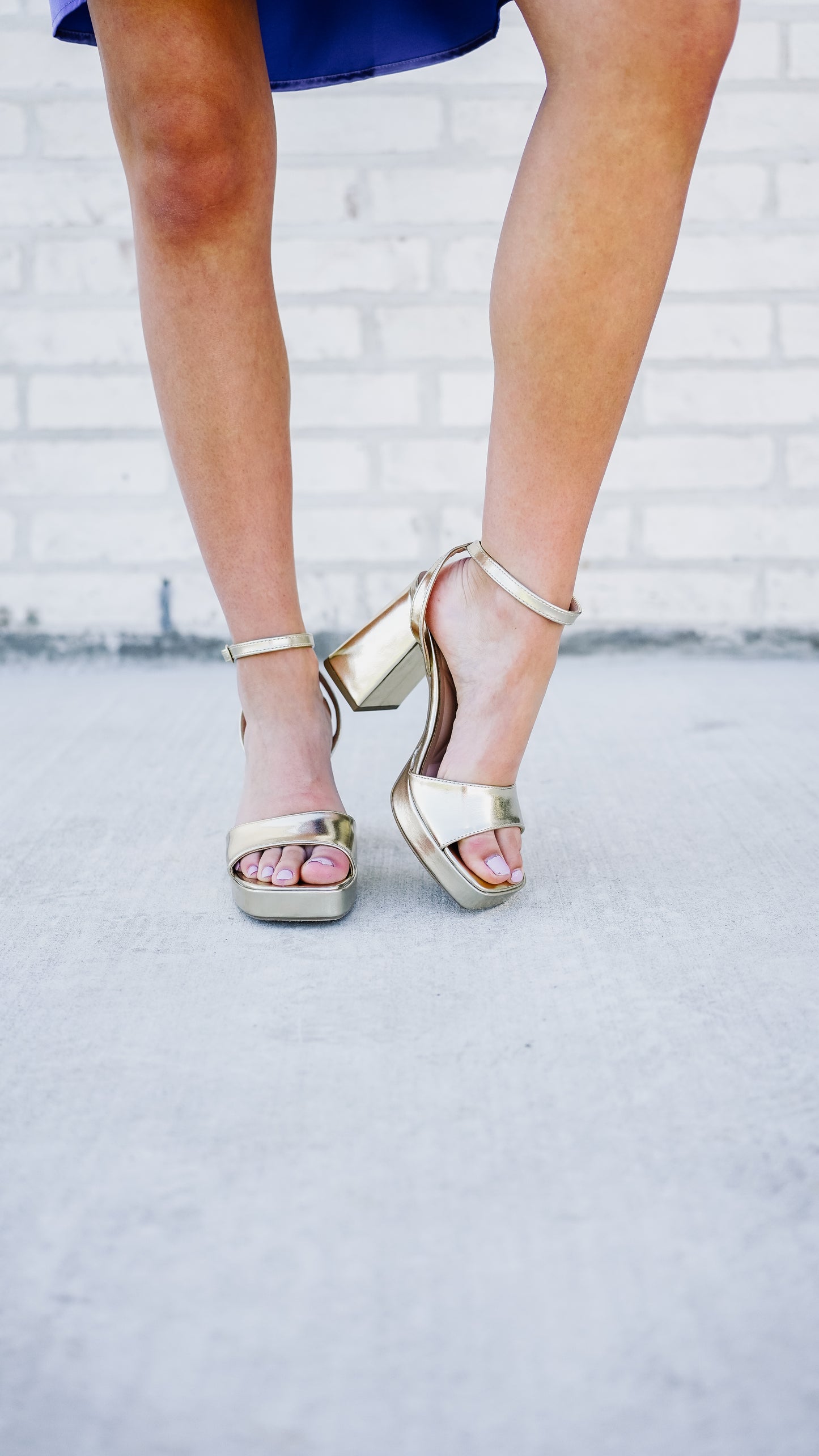 Goldy But a Goodie Heel