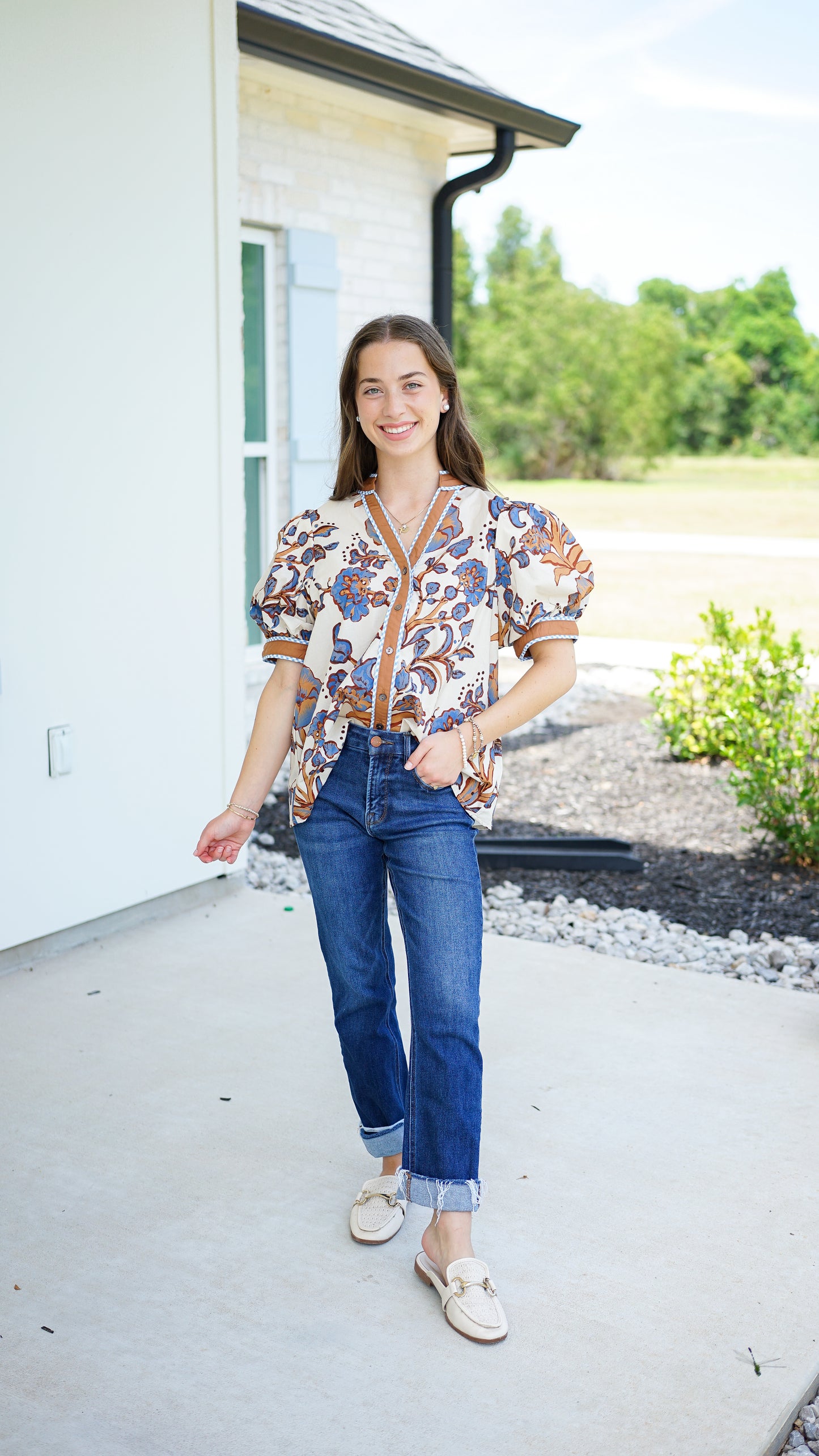 Let Love Lead Cream Top