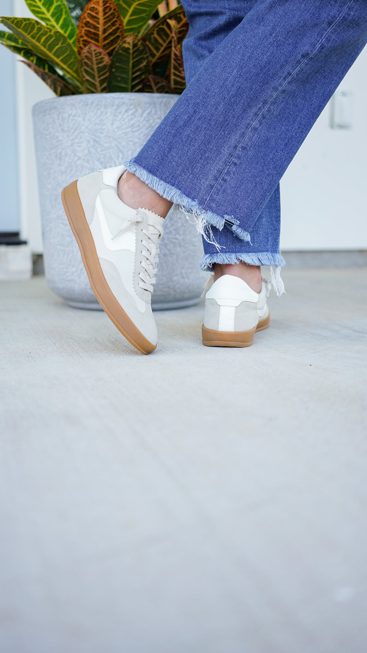 Move It Sneakers