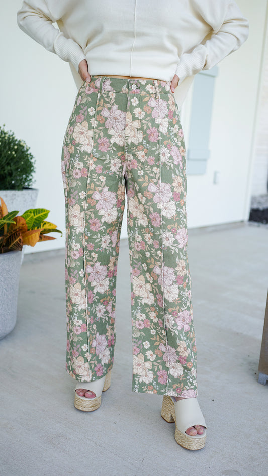 Undeniable Beauty Pants
