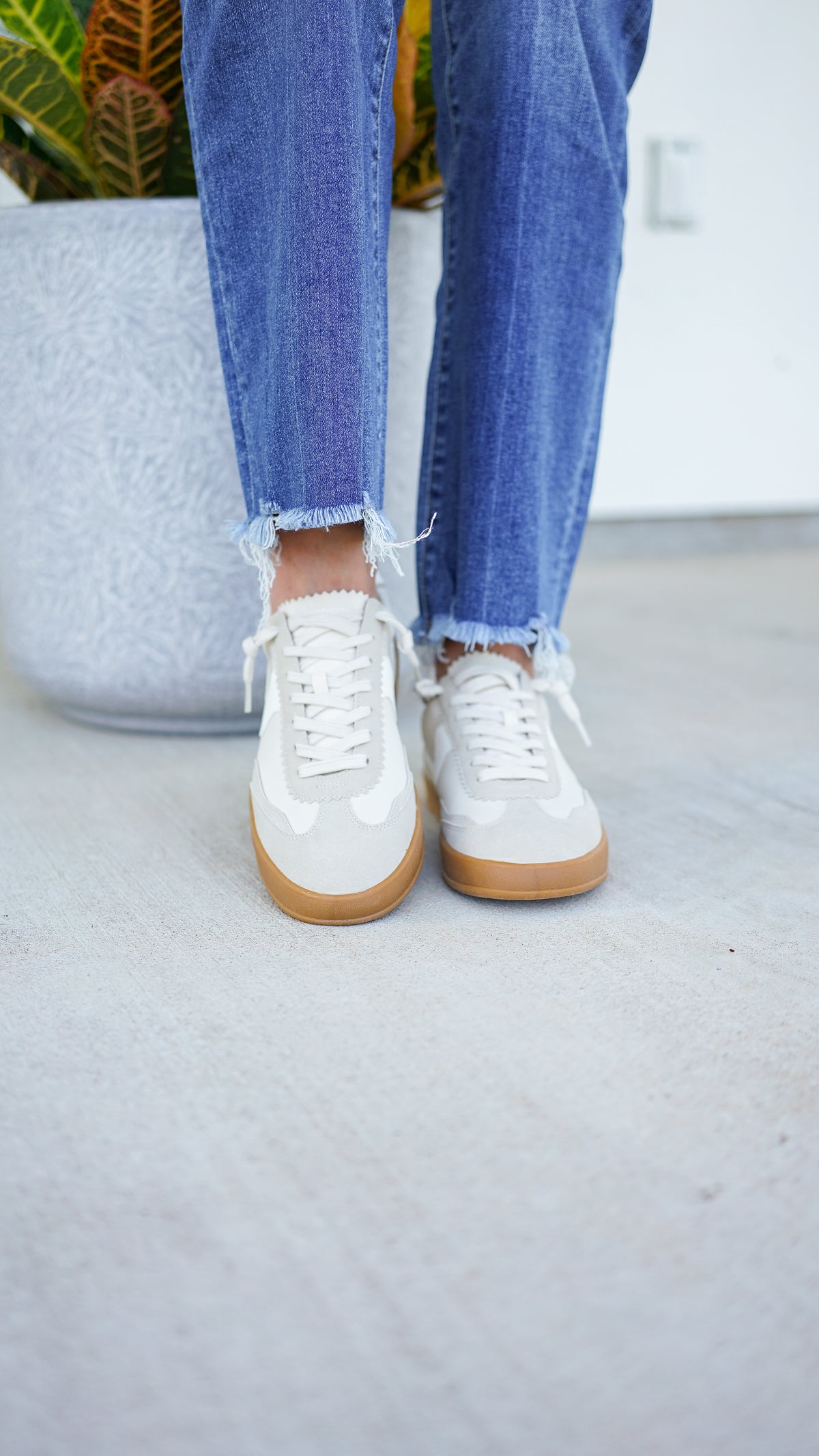 Move It Sneakers