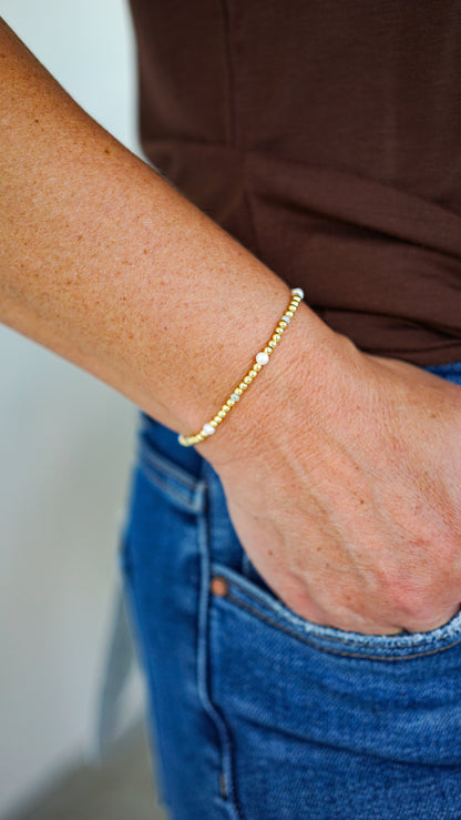 Gold and Mint Beaded Bracelet