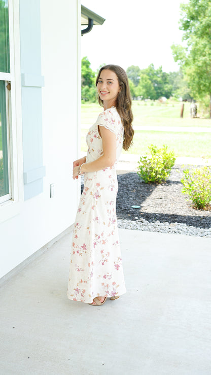 Dainty Dreams Dress