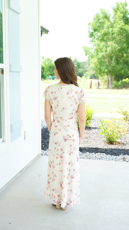 Dainty Dreams Dress
